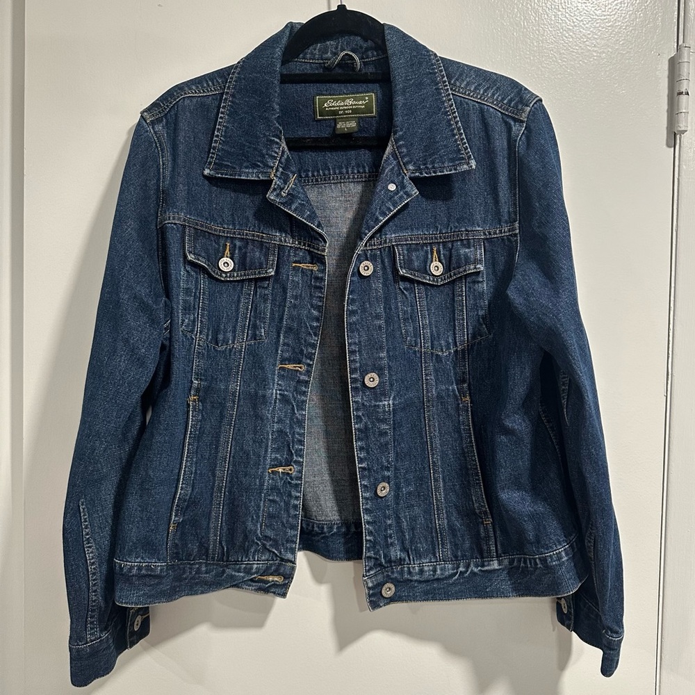 Women’s Dark Jean Jacket